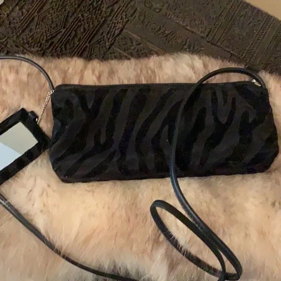 NWOT Tommy Hilfiger black evening bag purse with long strap small - Picture 5 of 9